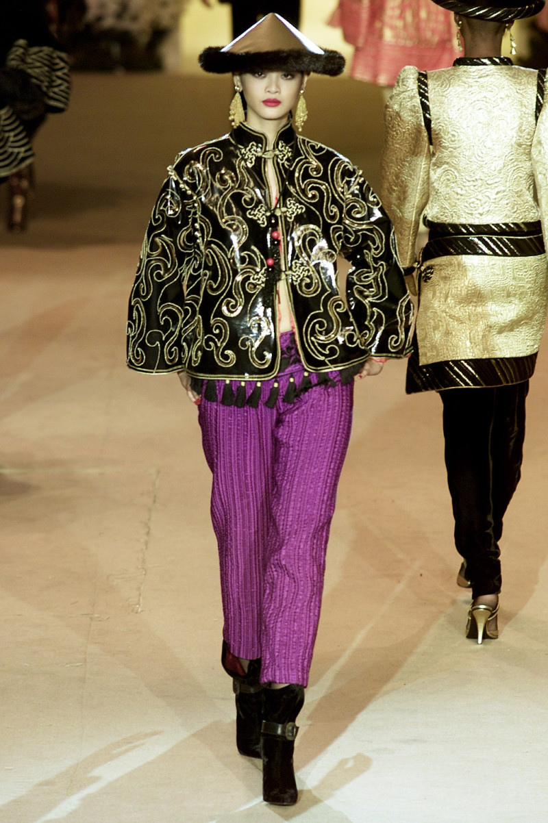 Saint Laurent fashion show for Spring/Summer 2002