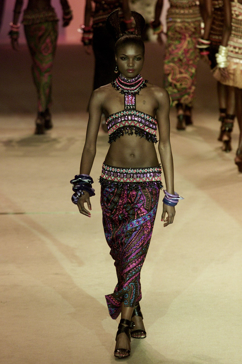 Saint Laurent fashion show for Spring/Summer 2002