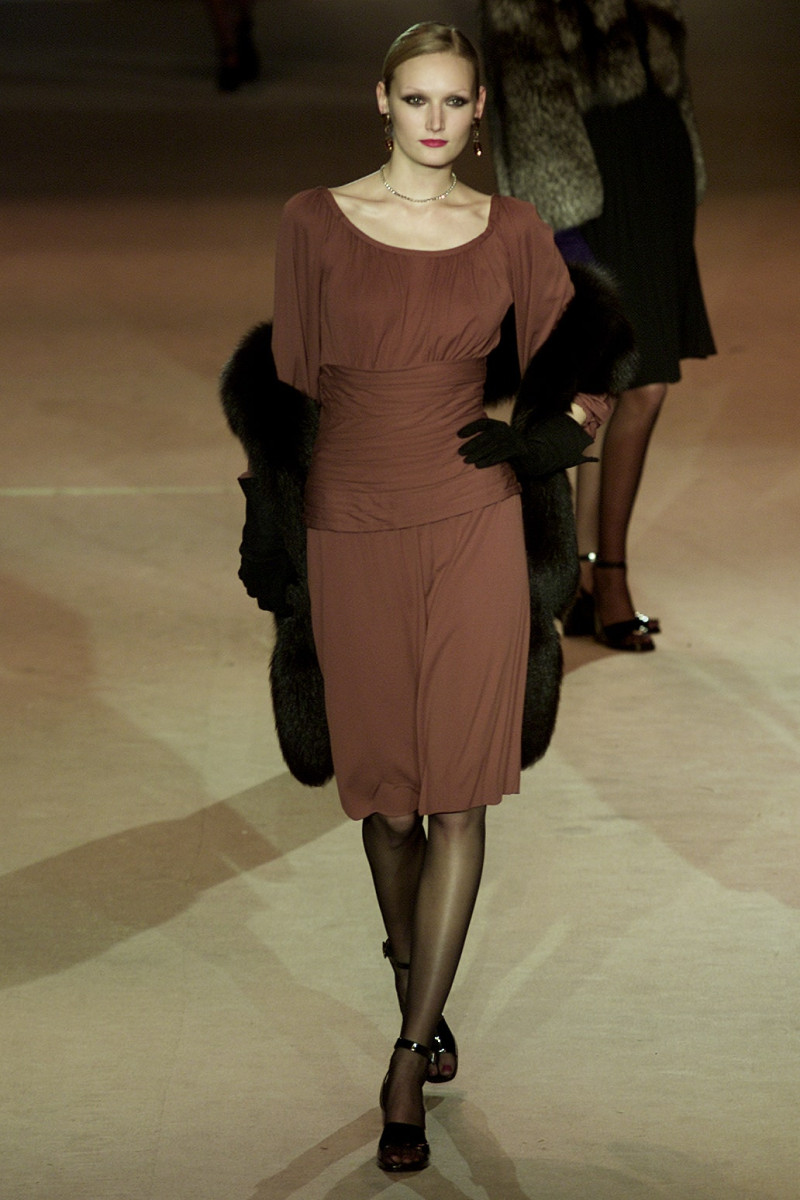 Saint Laurent fashion show for Spring/Summer 2002