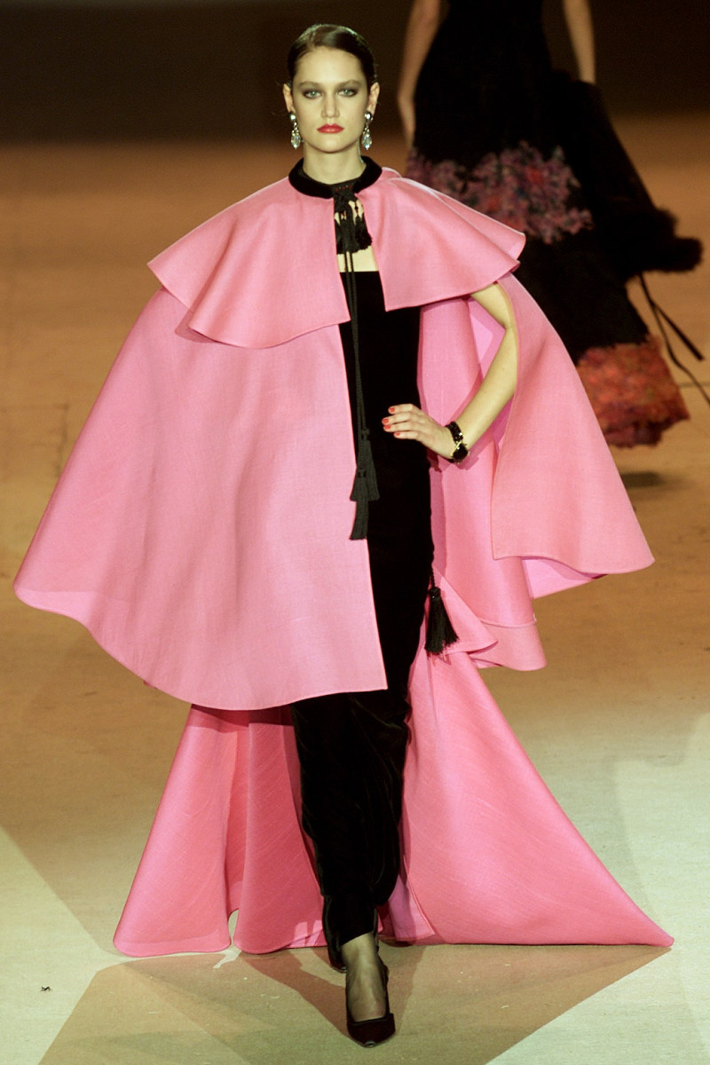 Saint Laurent fashion show for Spring/Summer 2002