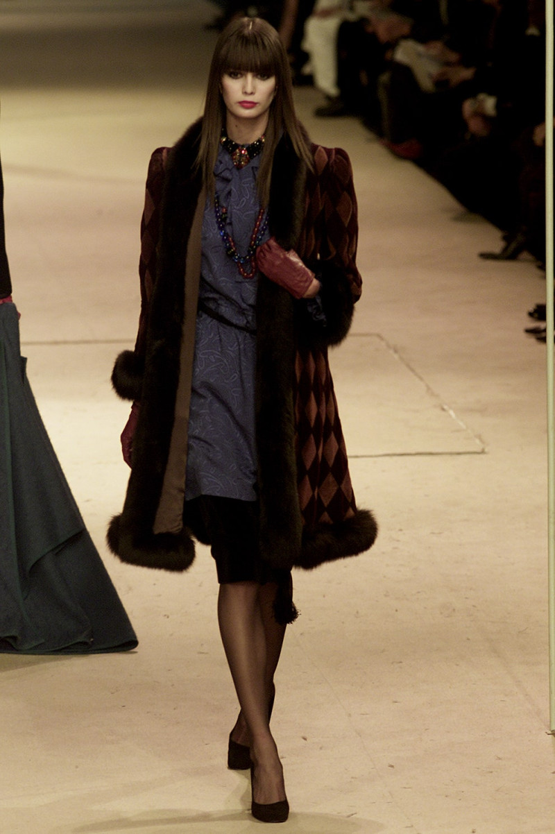 Saint Laurent fashion show for Spring/Summer 2002