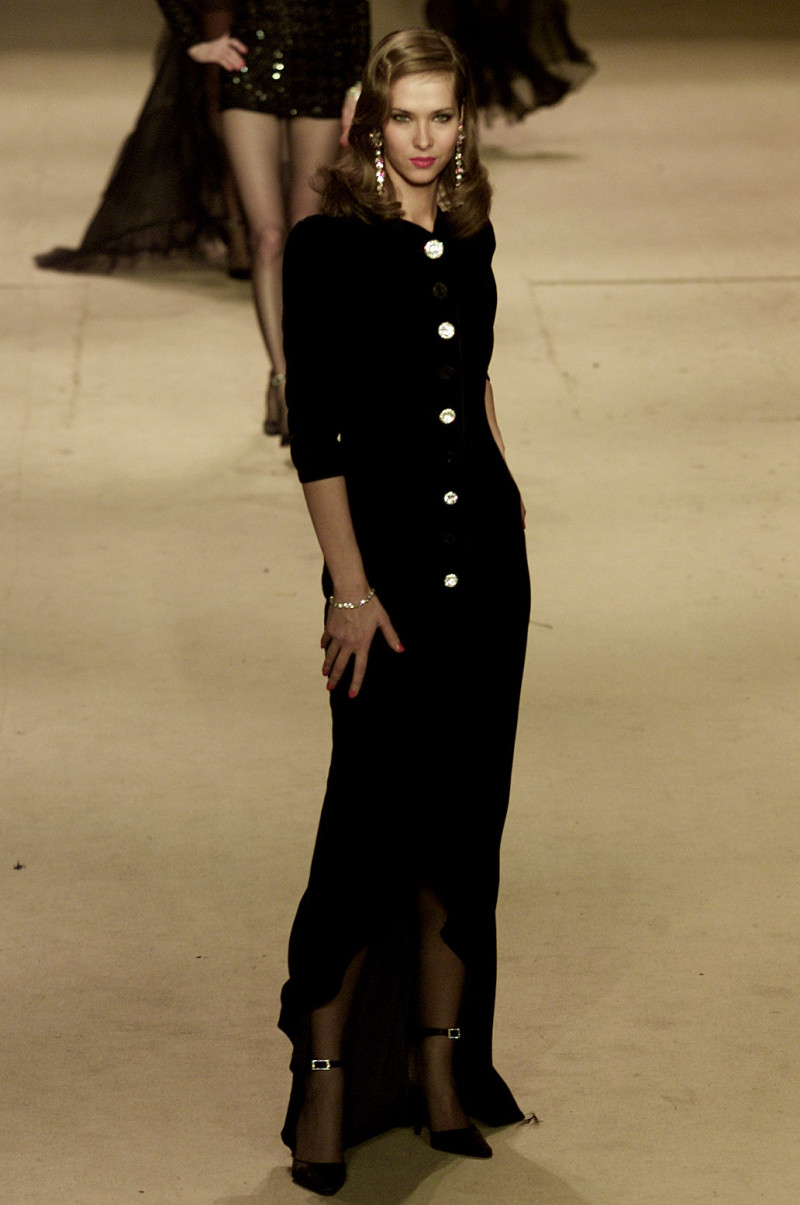Saint Laurent fashion show for Spring/Summer 2002