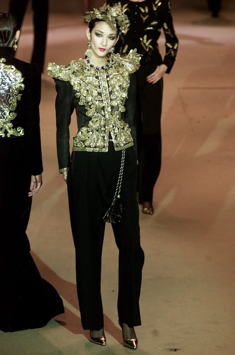 Saint Laurent fashion show for Spring/Summer 2002
