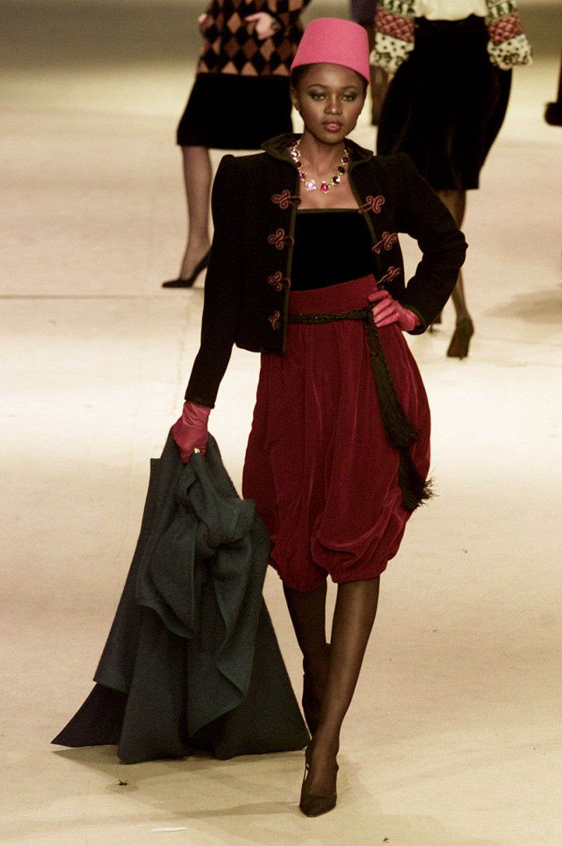 Saint Laurent fashion show for Spring/Summer 2002