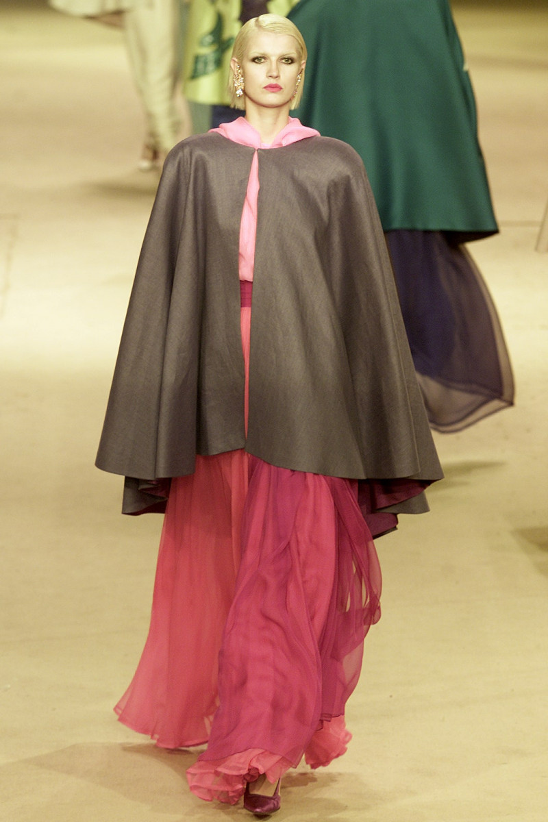 Saint Laurent fashion show for Spring/Summer 2002
