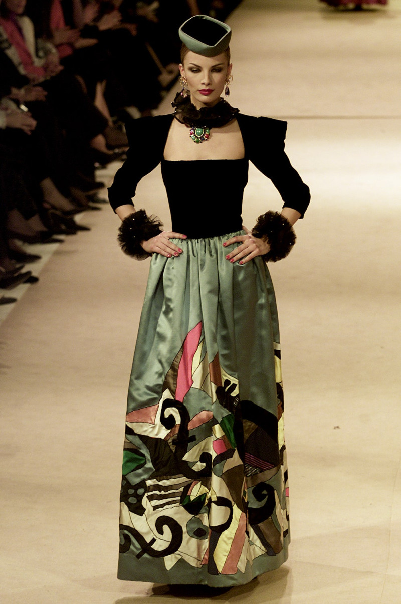 Saint Laurent fashion show for Spring/Summer 2002