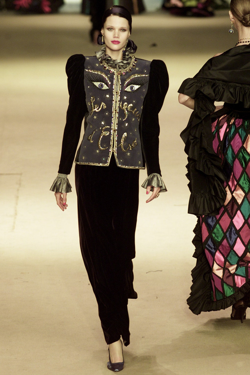 Saint Laurent fashion show for Spring/Summer 2002