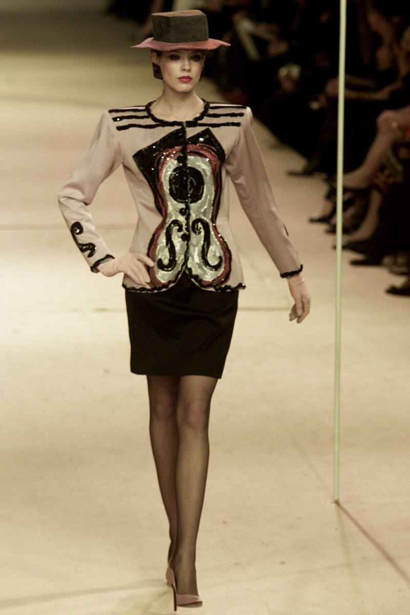 Saint Laurent fashion show for Spring/Summer 2002