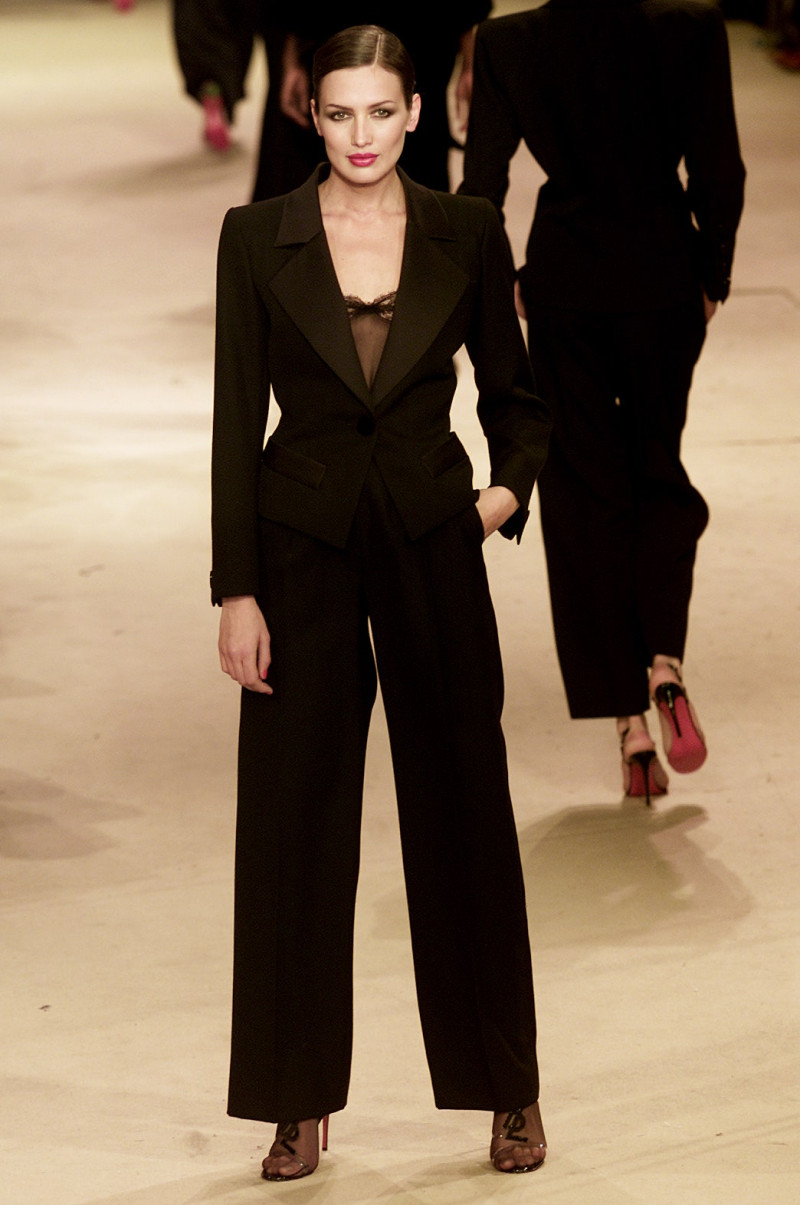 Saint Laurent fashion show for Spring/Summer 2002