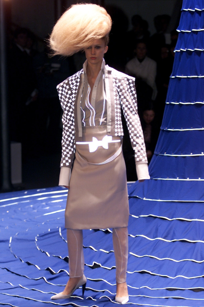 Louis Feraud fashion show for Spring/Summer 2002