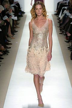 Oscar de la Renta fashion show for Autumn/Winter 2004