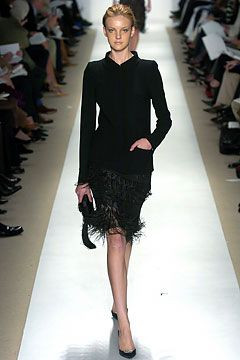 Oscar de la Renta fashion show for Autumn/Winter 2004