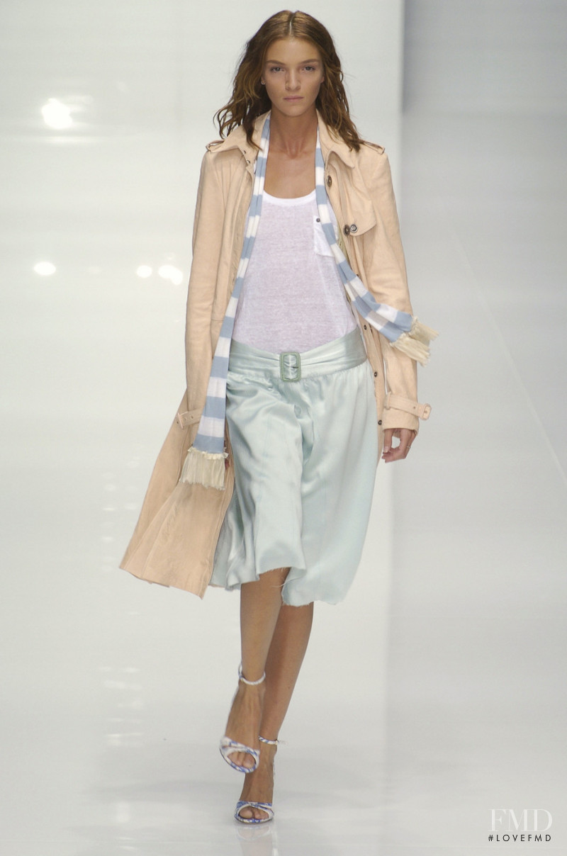 Mariacarla Boscono featured in  the Burberry Prorsum fashion show for Spring/Summer 2005