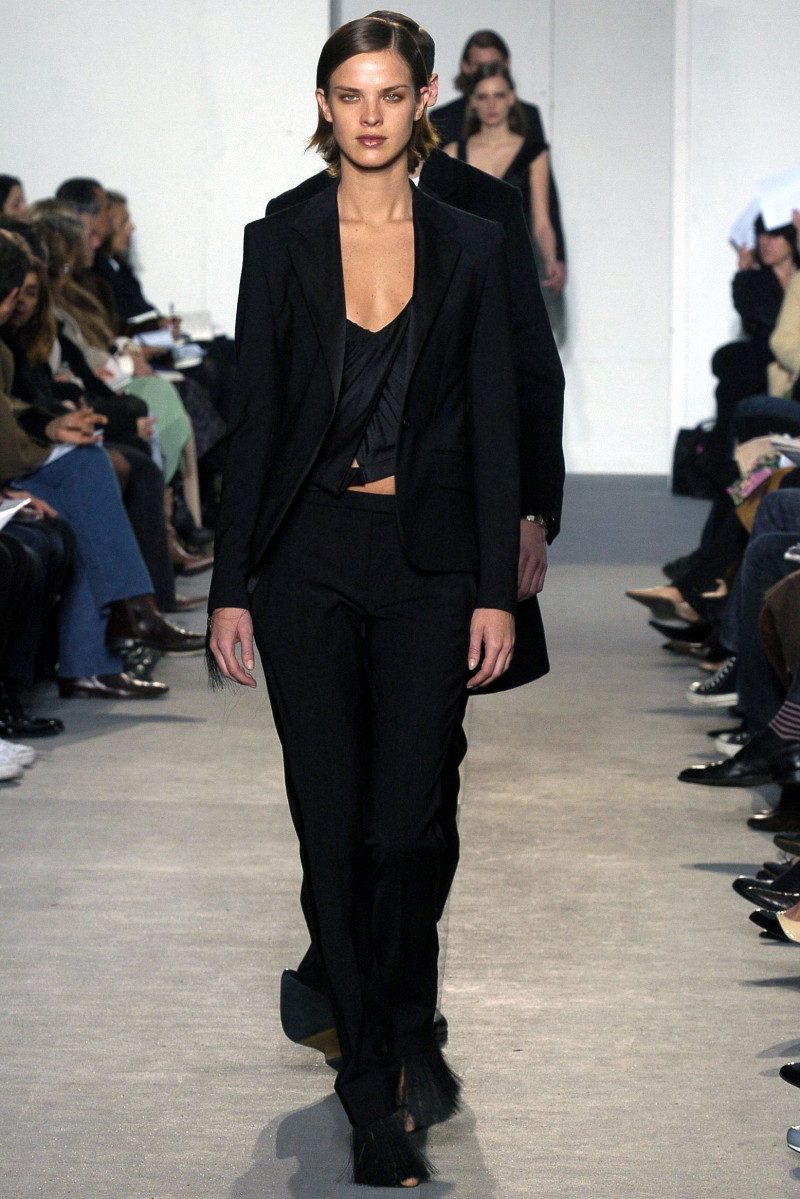 Helmut Lang fashion show for Autumn/Winter 2004