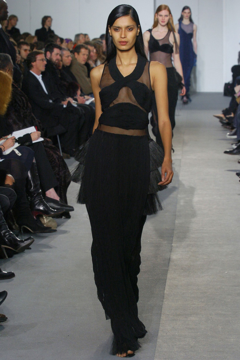 Helmut Lang fashion show for Autumn/Winter 2004