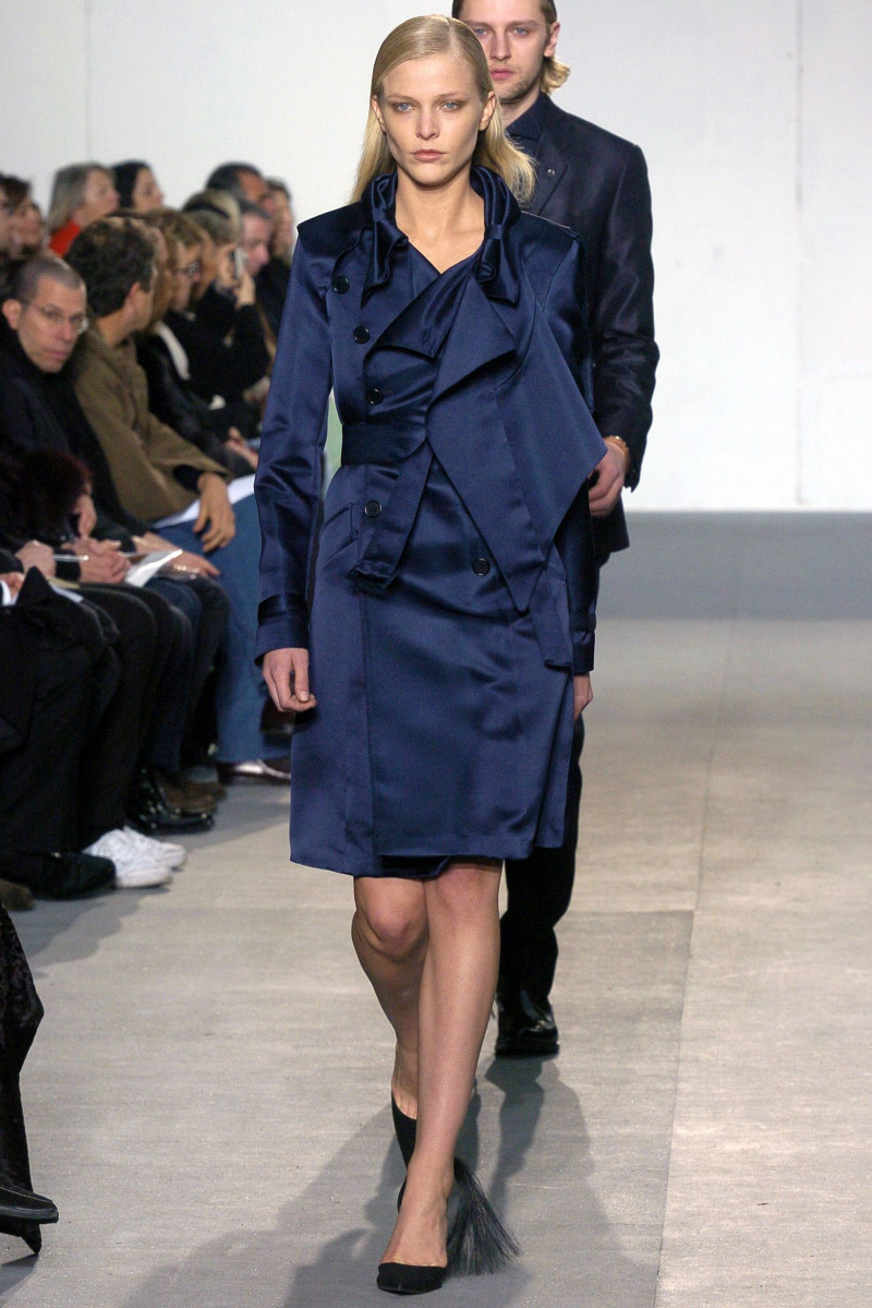 Helmut Lang fashion show for Autumn/Winter 2004