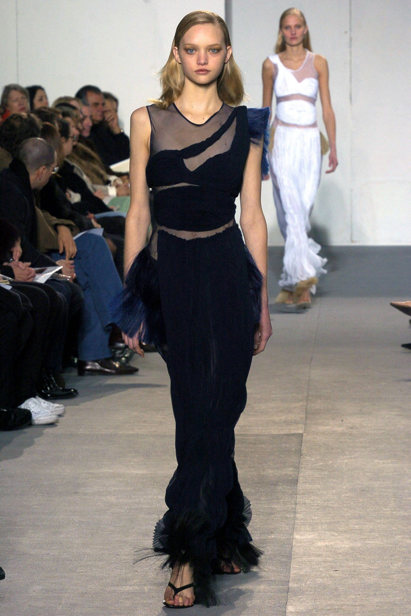 Helmut Lang fashion show for Autumn/Winter 2004