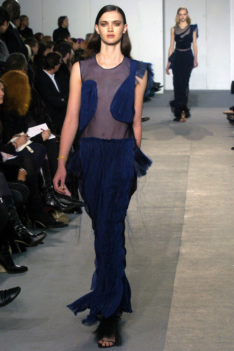 Helmut Lang fashion show for Autumn/Winter 2004