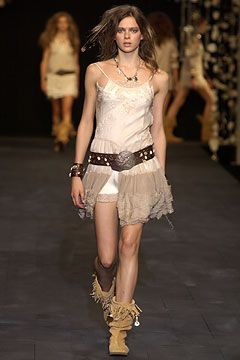 Anna Molinari fashion show for Spring/Summer 2004