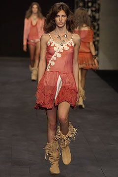 Anna Molinari fashion show for Spring/Summer 2004