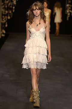 Anna Molinari fashion show for Spring/Summer 2004