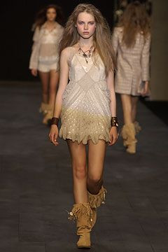 Anna Molinari fashion show for Spring/Summer 2004