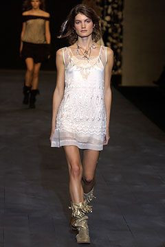 Anna Molinari fashion show for Spring/Summer 2004