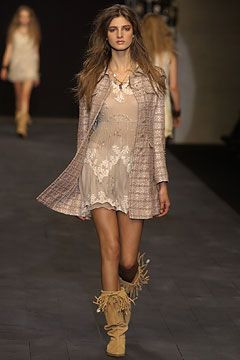 Anna Molinari fashion show for Spring/Summer 2004
