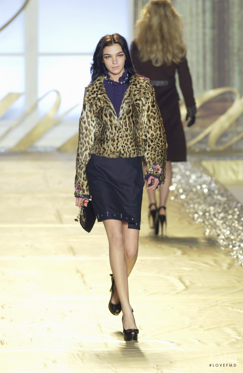 Mariacarla Boscono featured in  the Blumarine fashion show for Autumn/Winter 2005