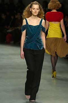 Martine Sitbon fashion show for Autumn/Winter 2004
