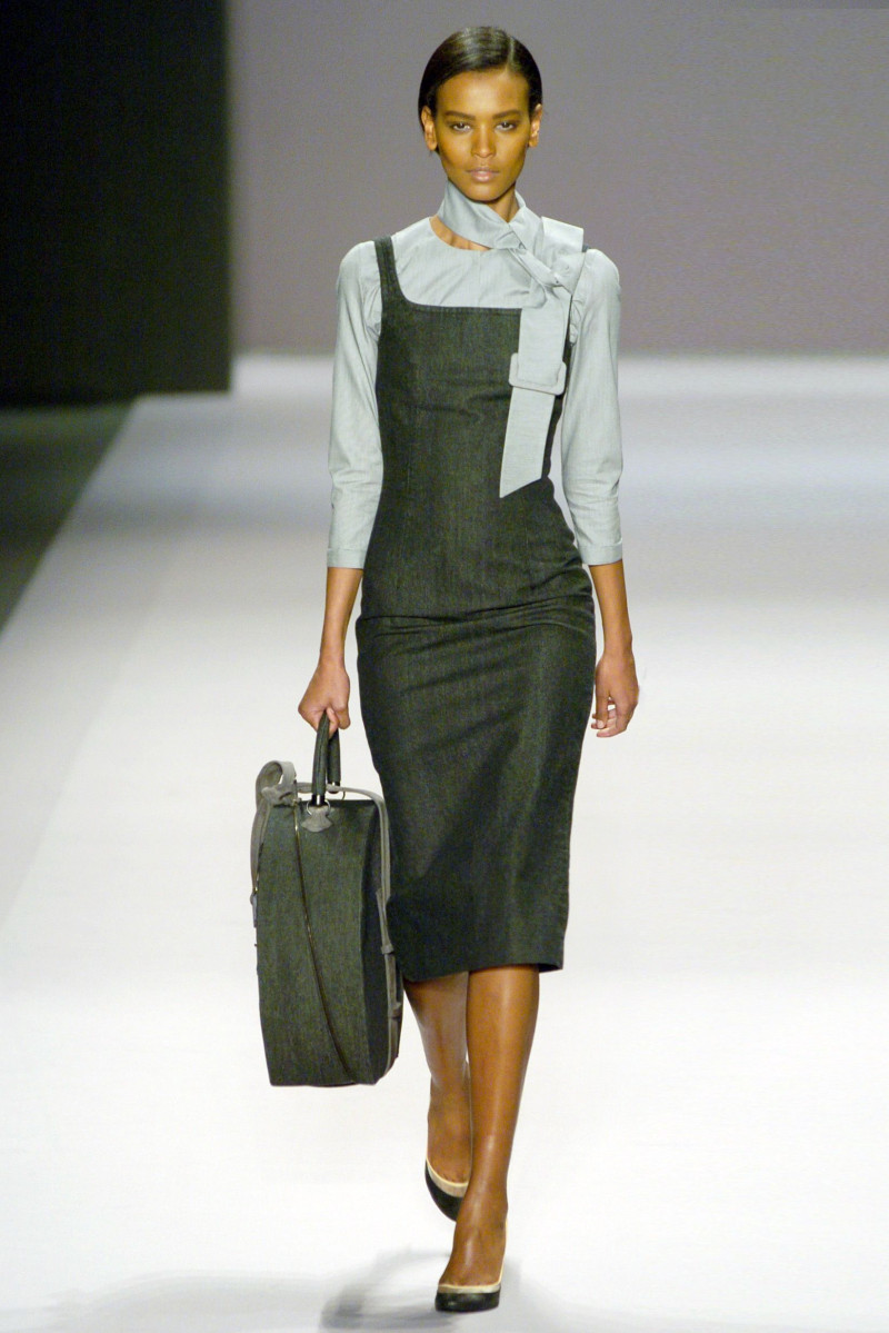 Givenchy fashion show for Autumn/Winter 2004