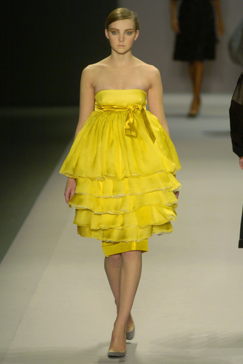 Givenchy fashion show for Autumn/Winter 2004