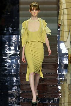 Stella McCartney fashion show for Autumn/Winter 2004