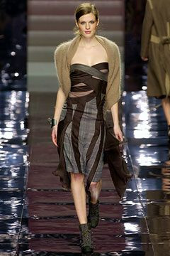 Stella McCartney fashion show for Autumn/Winter 2004