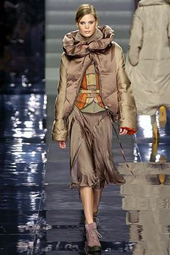 Stella McCartney fashion show for Autumn/Winter 2004