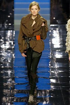 Stella McCartney fashion show for Autumn/Winter 2004
