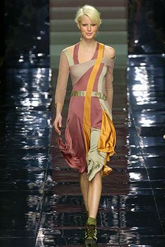 Stella McCartney fashion show for Autumn/Winter 2004