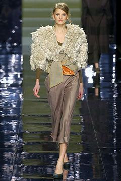 Stella McCartney fashion show for Autumn/Winter 2004