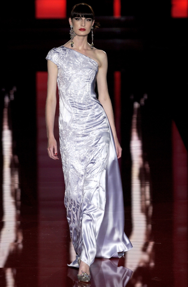 Valentino Couture fashion show for Autumn/Winter 2003