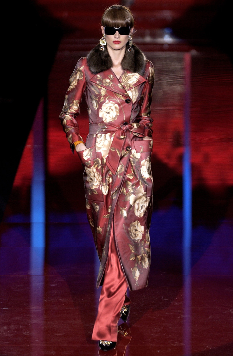 Valentino Couture fashion show for Autumn/Winter 2003