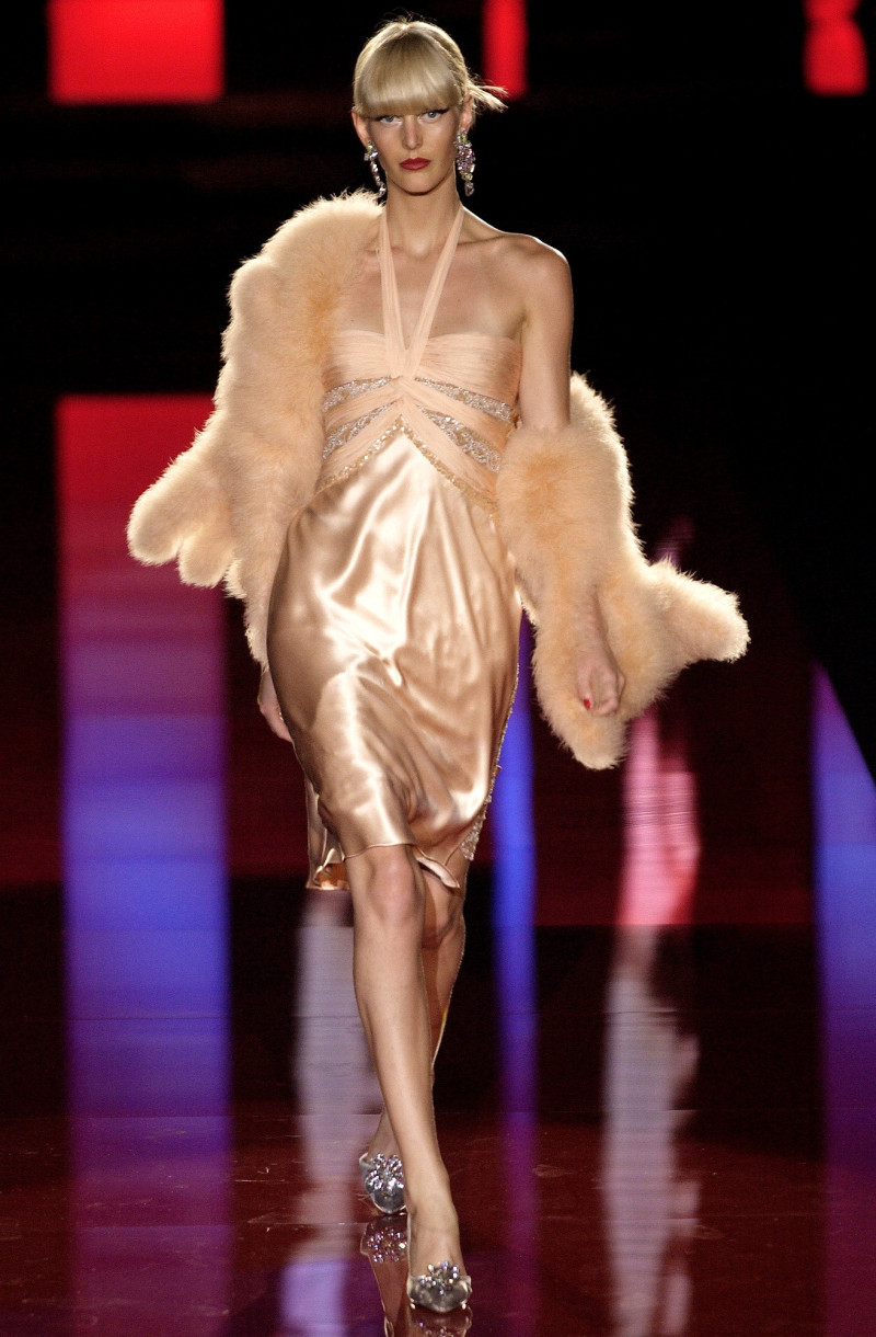 Valentino Couture fashion show for Autumn/Winter 2003