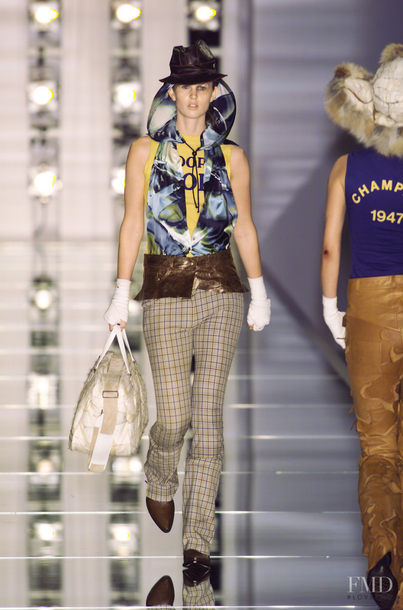 Christian Dior fashion show for Autumn/Winter 2001