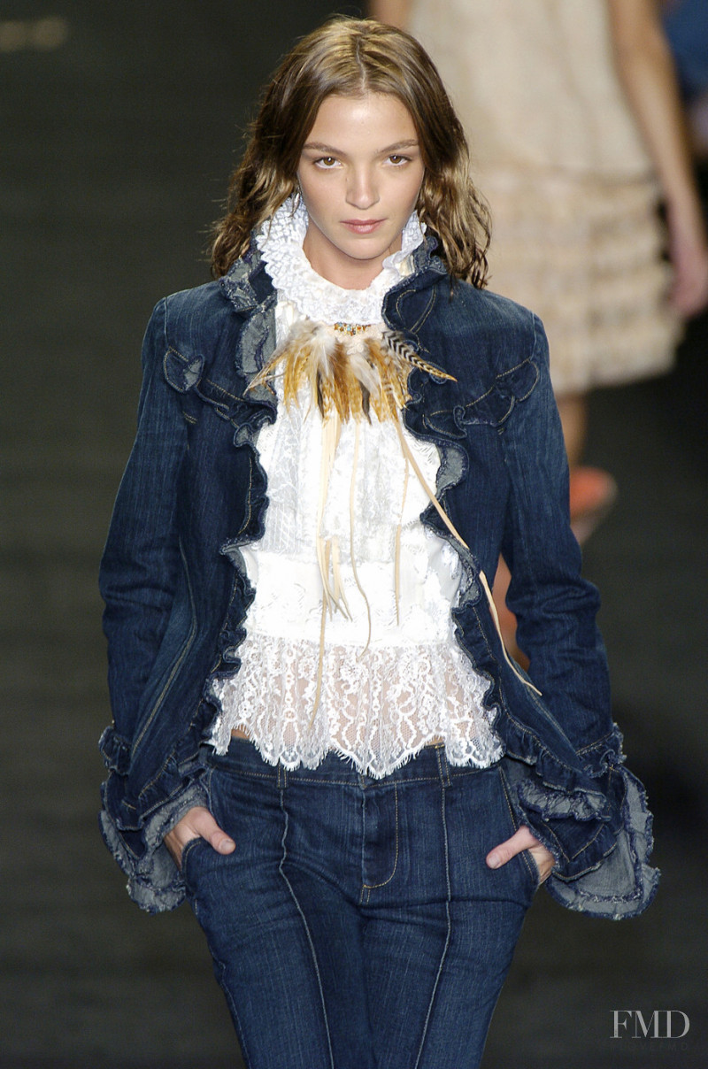 Mariacarla Boscono featured in  the Anna Sui fashion show for Spring/Summer 2005