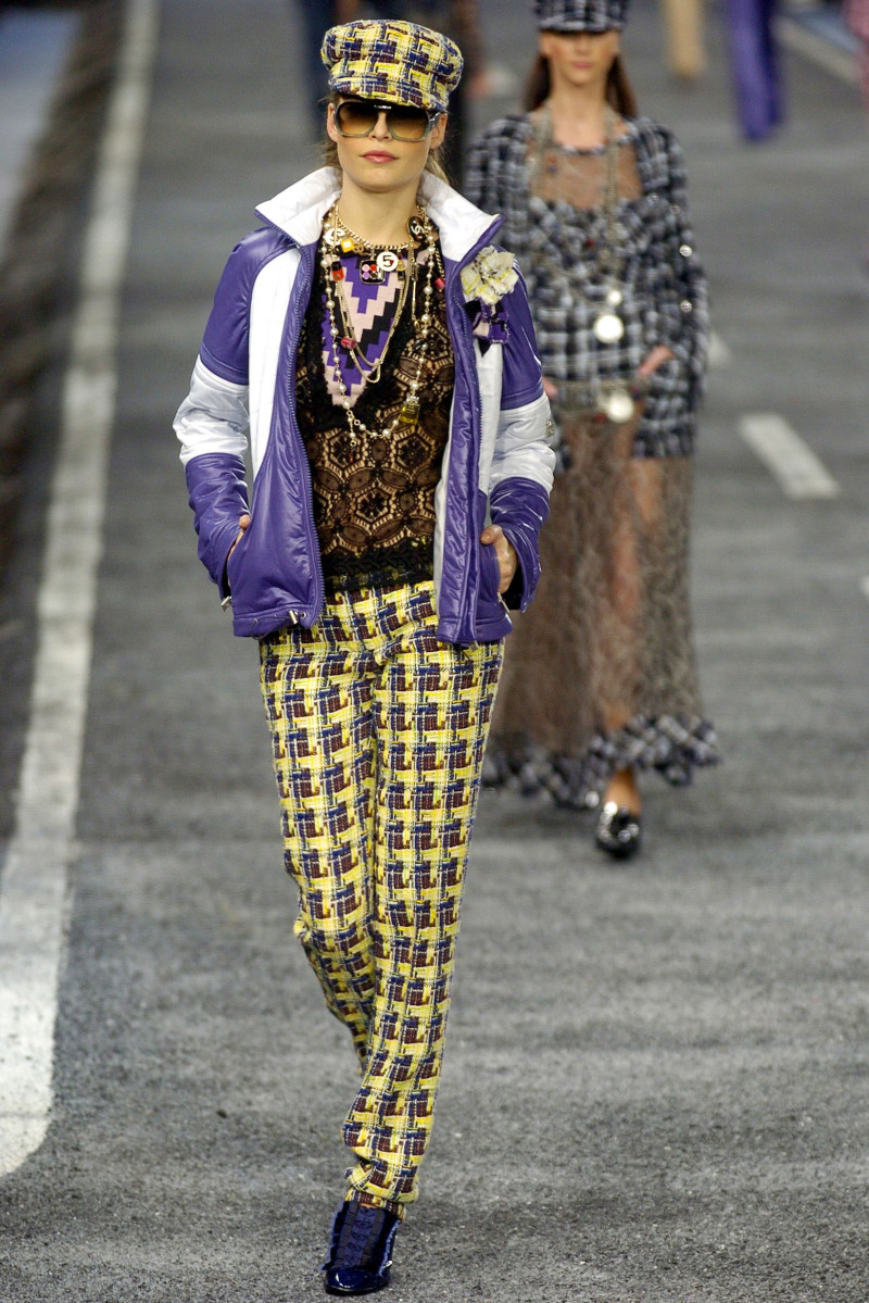 Chanel fashion show for Autumn/Winter 2004