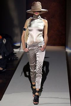 Gianfranco Ferré fashion show for Spring/Summer 2004