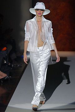 Gianfranco Ferré fashion show for Spring/Summer 2004