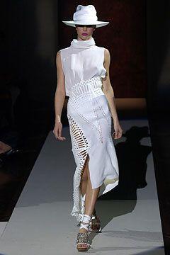 Gianfranco Ferré fashion show for Spring/Summer 2004