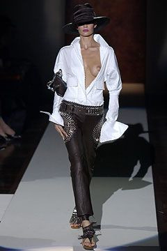 Gianfranco Ferré fashion show for Spring/Summer 2004
