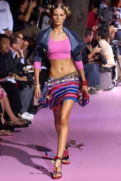 D&G fashion show for Spring/Summer 2004