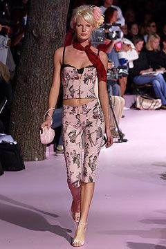 D&G fashion show for Spring/Summer 2004